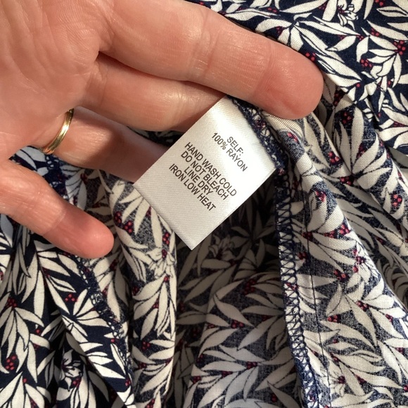 Lulus Dondi Navy Blue & White Tie Front Split Back Romper Style RE90452HL XL NWT - Picture 9 of 10